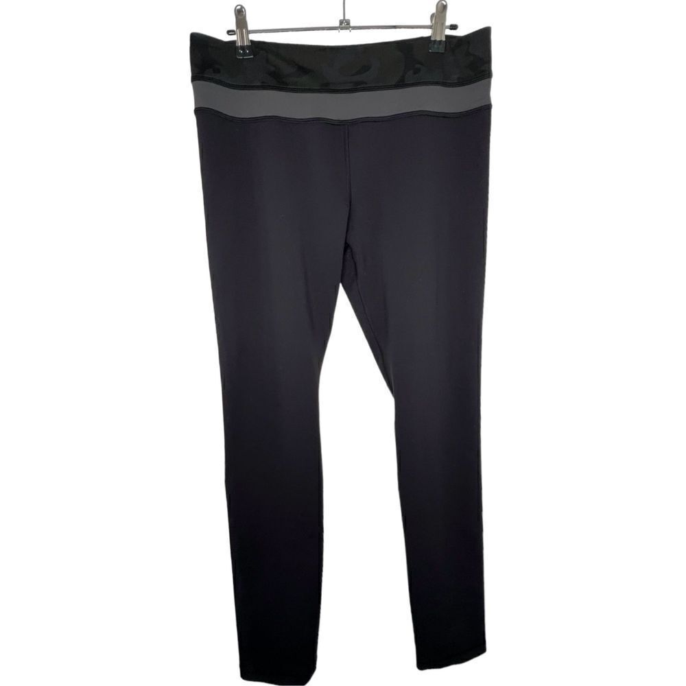 Lululemon Athletica Black Athletic Tapered Leggings With Camo Waistband
